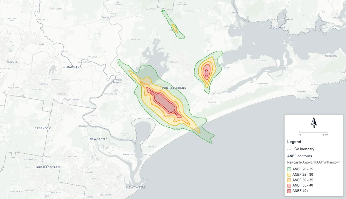 Map of the ANEF contours for RAAF Base Williamtown and the Salt Ash Air Weapons Range, between Raymond Terrace, Medowie and Stockton Bight, with council boundaries for Port Stephens, Newcastle and Maitland.